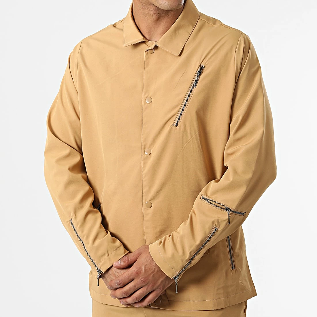 Ensemble Veste Et Jogger Pant KL-2060 Camel de ADJ 5 Ensemble Veste Et Jogger Pant KL-2060 Camel de ADJ – Image 3