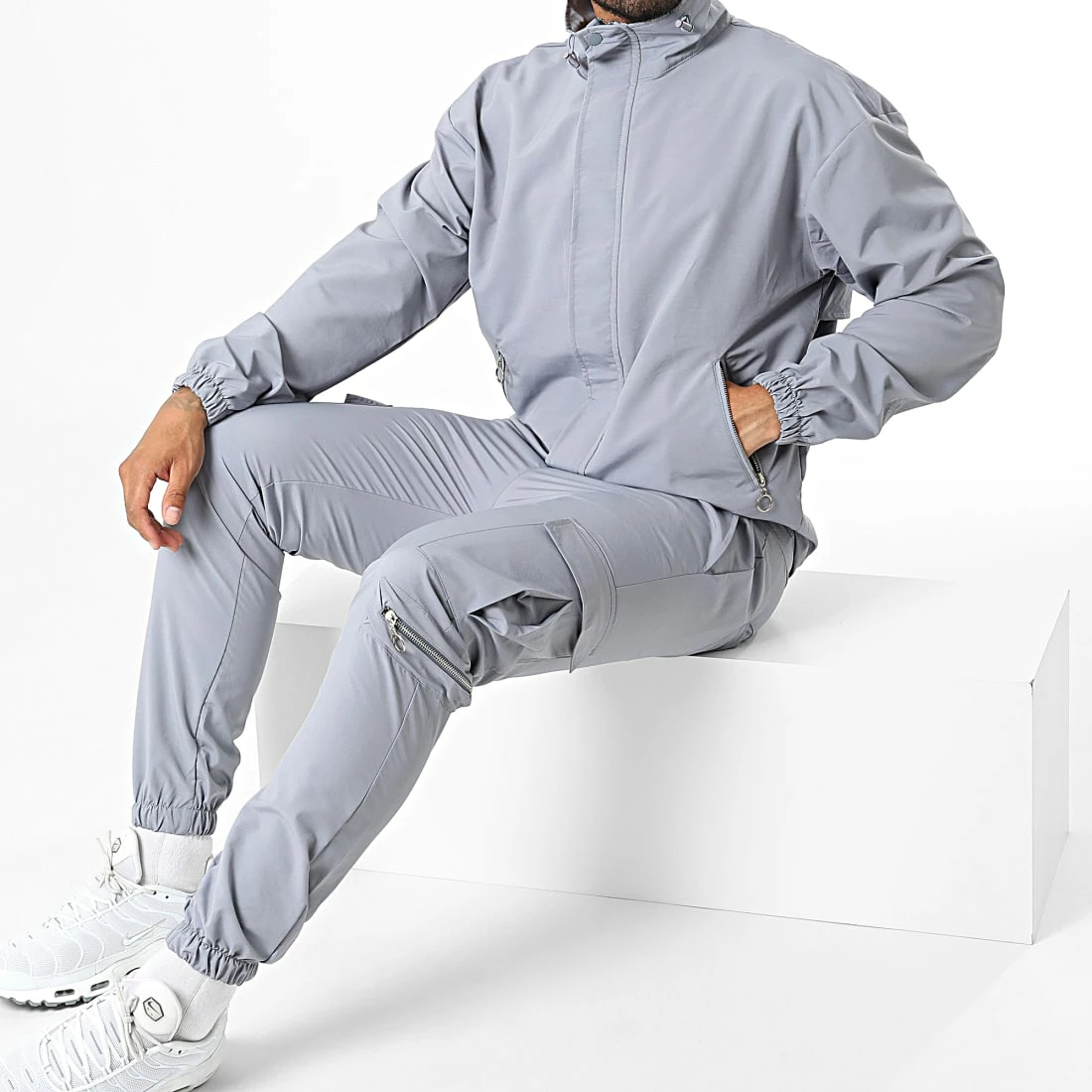 Ensemble Veste Zippée Et Pantalon Jogging KL-2073 Gris de ADJ 3 Ensemble Veste Zippée Et Pantalon Jogging KL-2073 Gris de ADJ