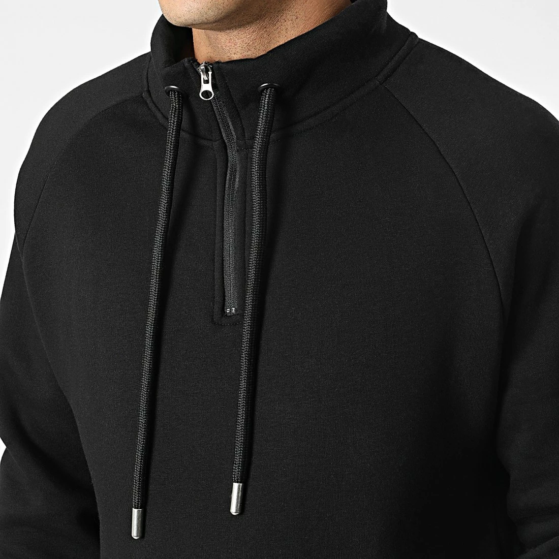 Sweat Col Zippé KL-2101 Noir de ADJ 4 Sweat Col Zippé KL-2101 Noir de ADJ – Image 2