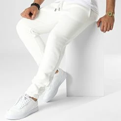 Pantalon Jogging KL-2102 Blanc de ADJ -ADJ Soldes adj 341739 KL 2102 J WHITE 20221007T150905 03