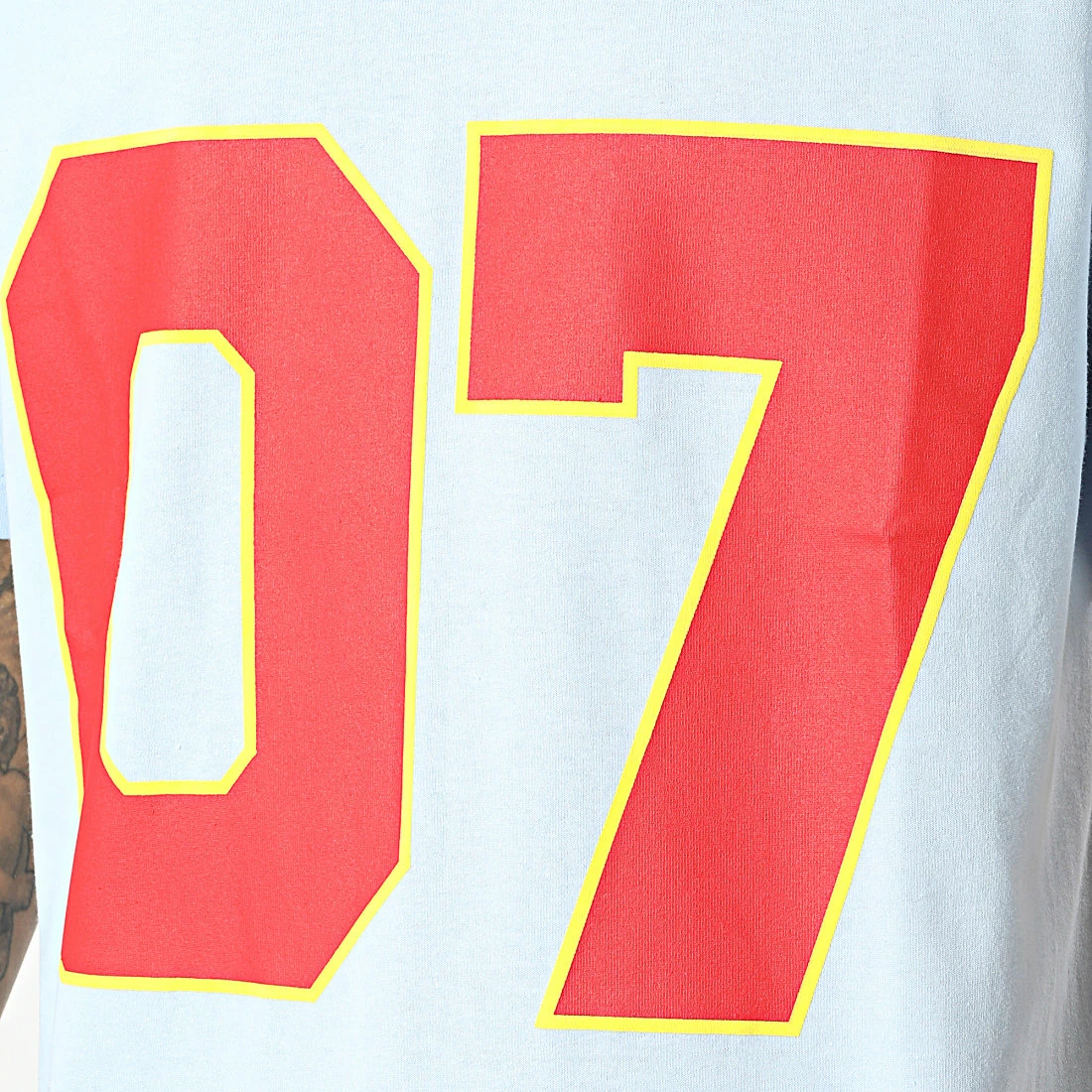 Tee Shirt Oversize KL-2105 Bleu Clair de ADJ 4 Tee Shirt Oversize KL-2105 Bleu Clair de ADJ – Image 2