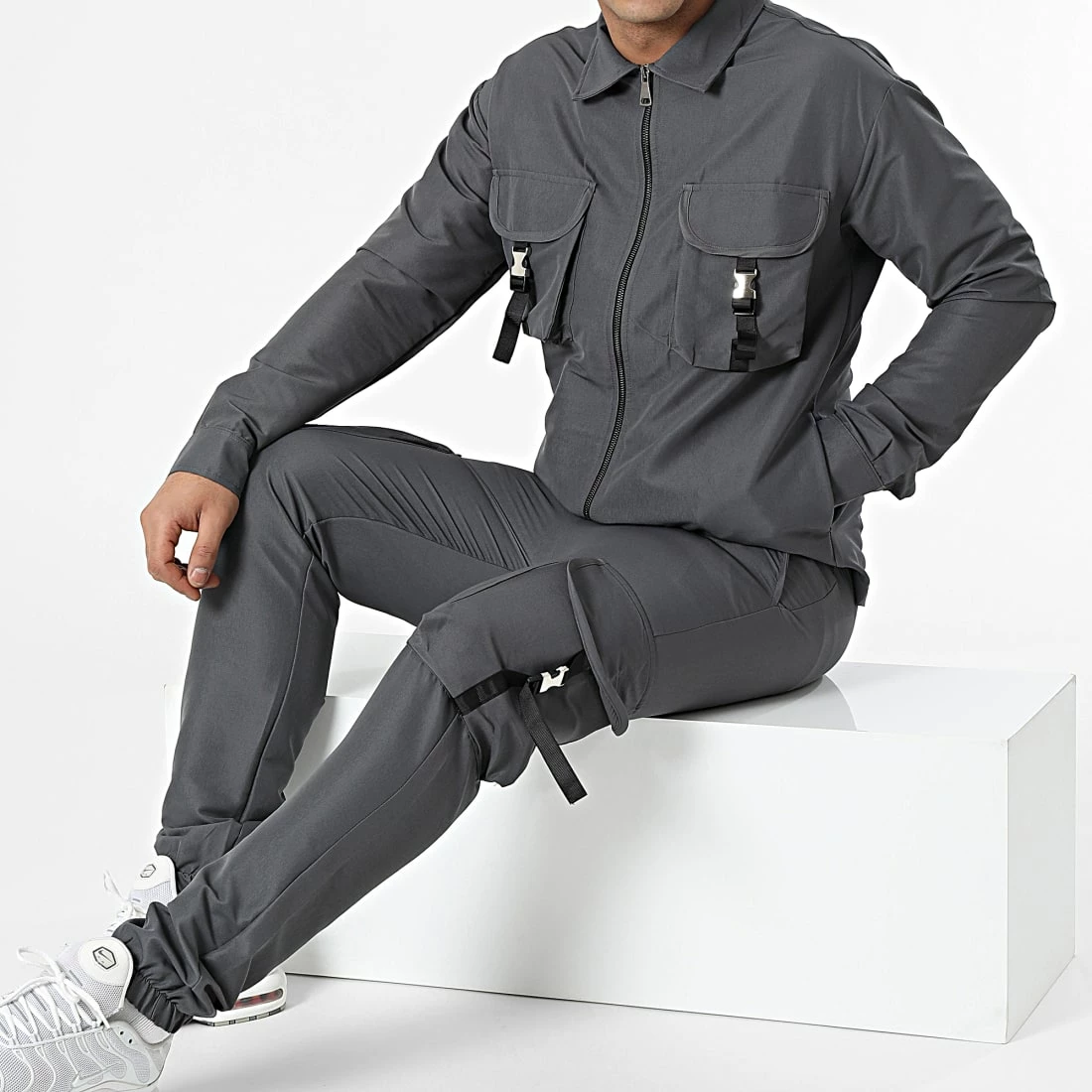 Ensemble Veste Zippée Et Jogger Pant KL-2012 Gris de ADJ 3 Ensemble Veste Zippée Et Jogger Pant KL-2012 Gris de ADJ
