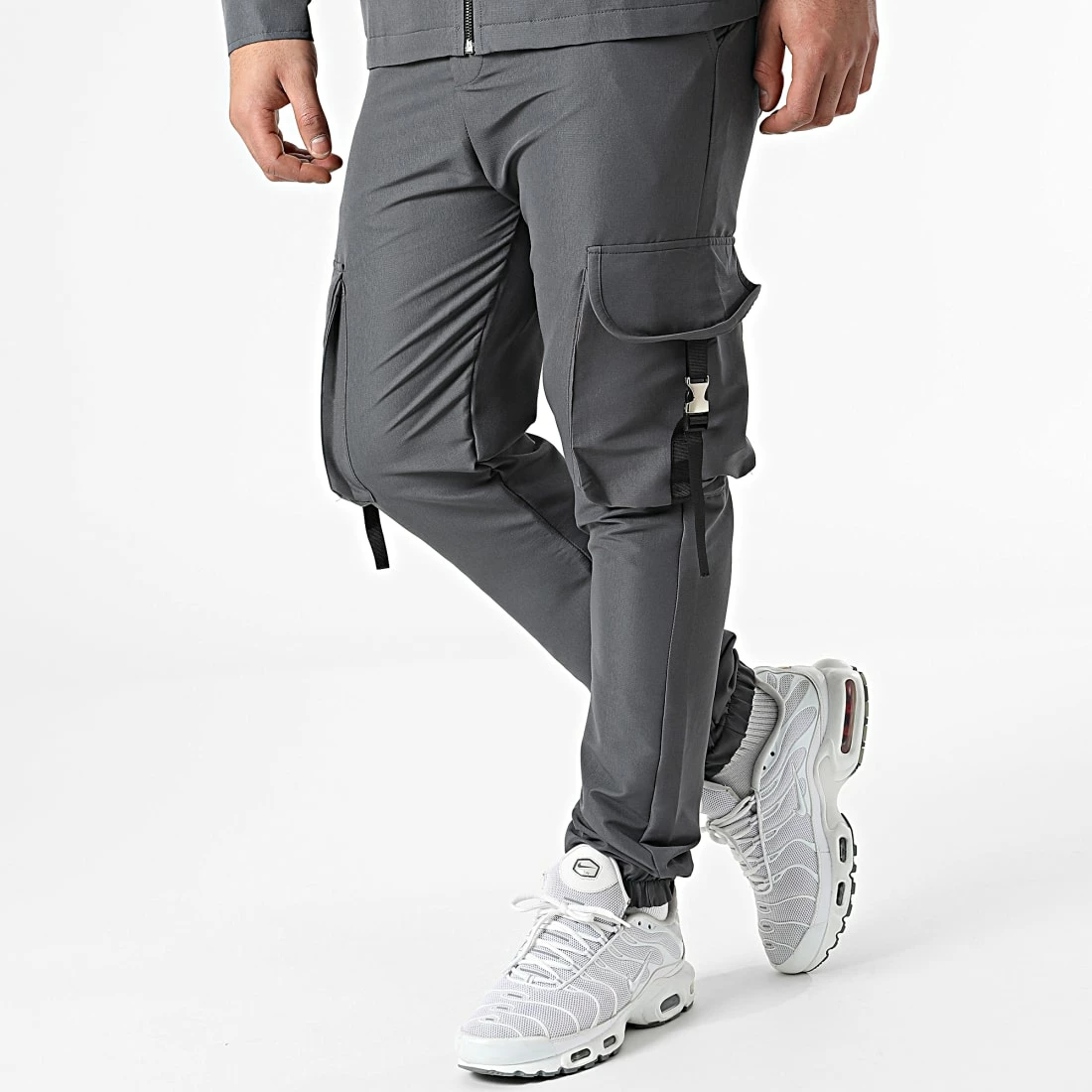 Ensemble Veste Zippée Et Jogger Pant KL-2012 Gris de ADJ 6 Ensemble Veste Zippée Et Jogger Pant KL-2012 Gris de ADJ – Image 4