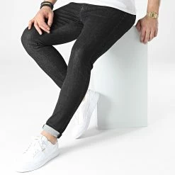 Jean Slim 18907 Noir de ADJ -ADJ Soldes classic series 307649 18907 NOIR 20220307T162954 03