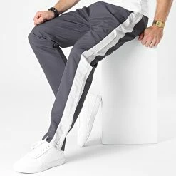 Pantalon Cargo KL-2080 Gris Anthracite de ADJ -ADJ Soldes ikao 323468 KL 2080 ANTHRACITE 20220621T141414 03
